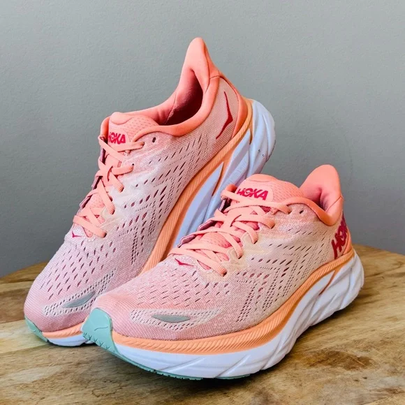 Hoka Women's ONE ONE Clifton 8 Running Shoe in Cantaloupe/Silver Peony Size 9.5 - Picture 2 of 15